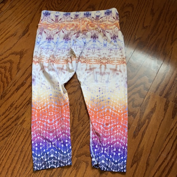 Colorful leggings from Alterd States - Picture 6 of 6